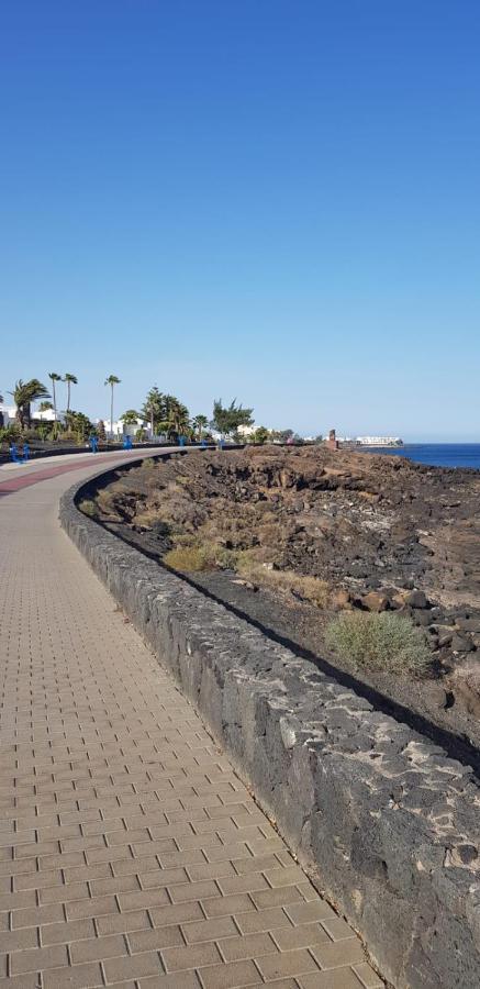 Playa Roca Bungalows Costa Teguise Εξωτερικό φωτογραφία