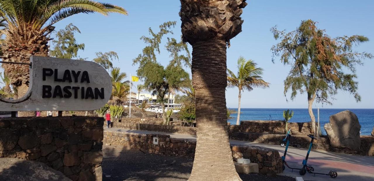 Playa Roca Bungalows Costa Teguise Εξωτερικό φωτογραφία