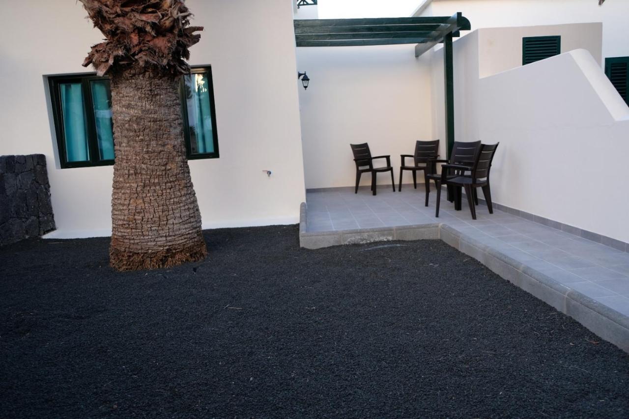 Playa Roca Bungalows Costa Teguise Εξωτερικό φωτογραφία
